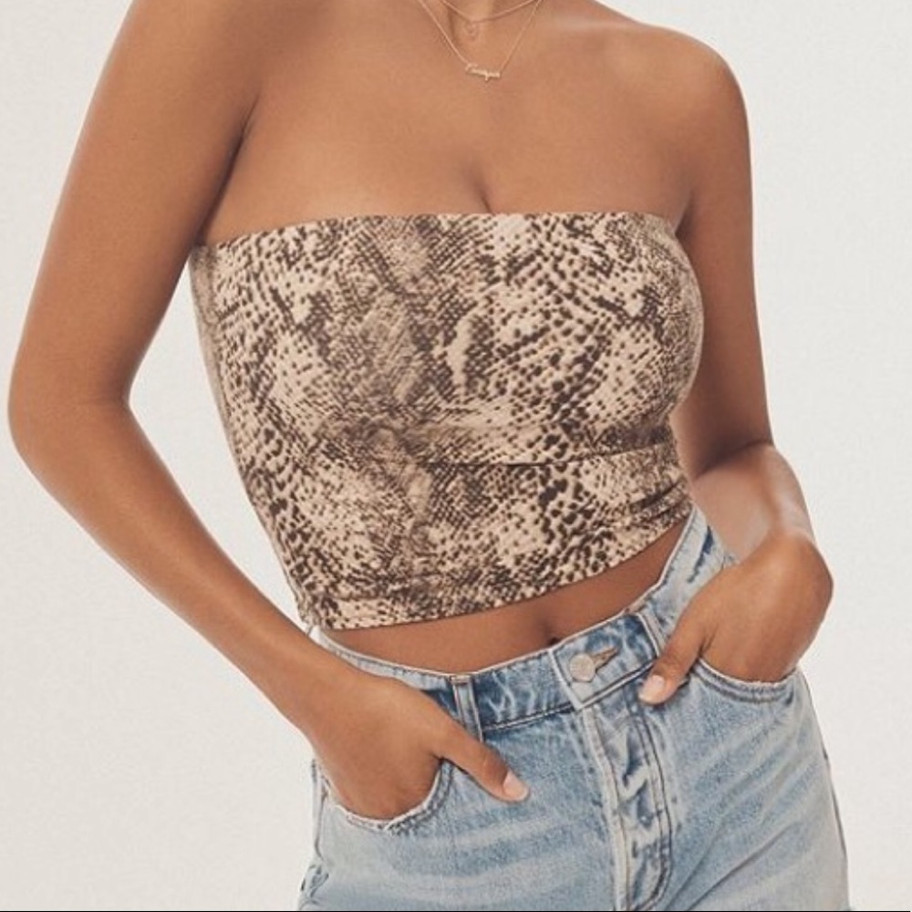 Snakeskin tune top
